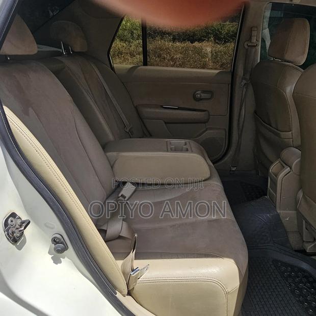 Nissan Tiida 2011 White