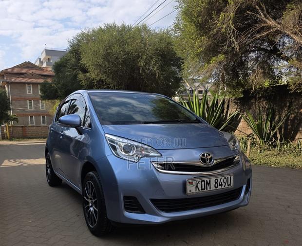 Toyota Ractis 2016 Blue