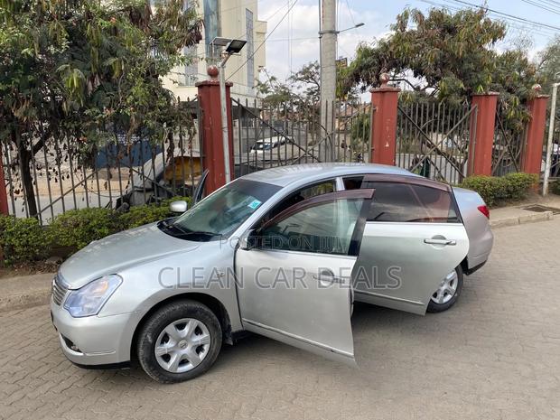 Nissan Bluebird 2008