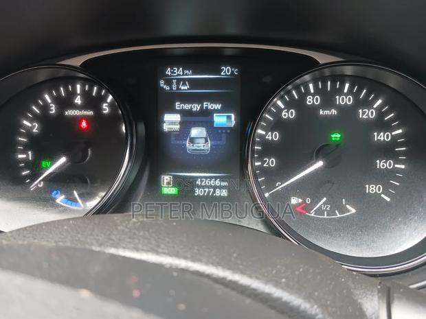 Nissan X-Trail 2016 Silver
