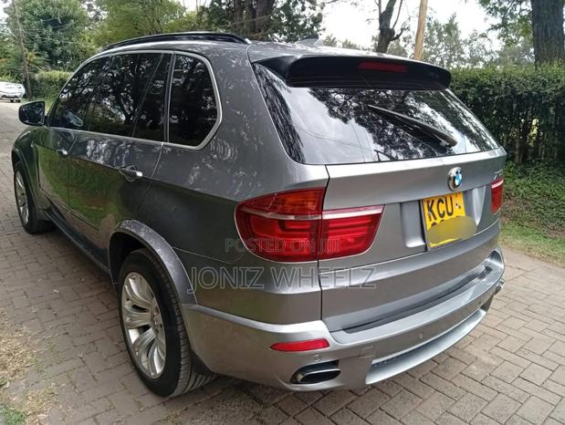 BMW X5 xDrive35i AWD (3.0L 6cyl 8A) 2012 Gray