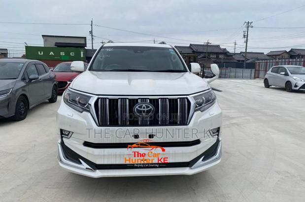 Toyota Land Cruiser Prado 2.8 2020 Pearl