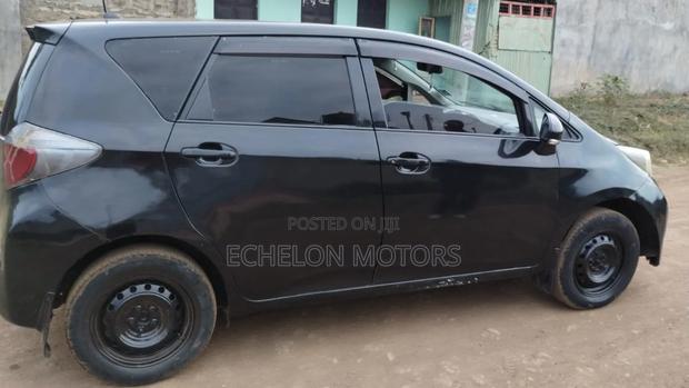 Toyota Ractis 2012 Black