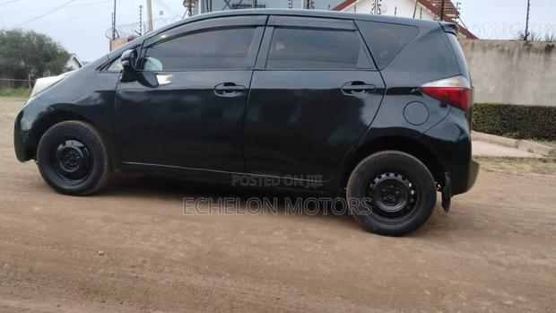 Toyota Ractis 2012 Black
