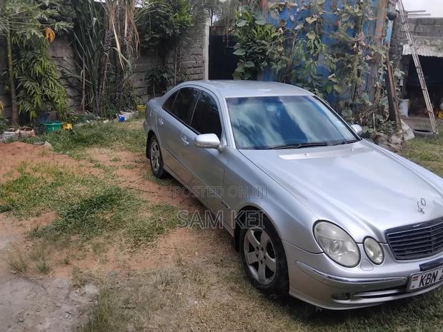 Mercedes-Benz E270 2004 Silver