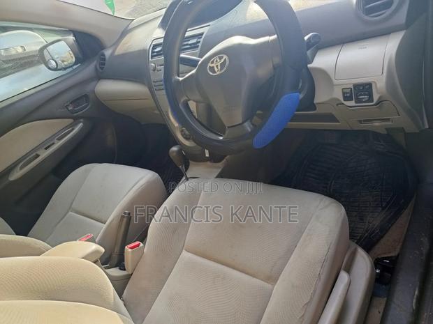 Toyota Belta 2013
