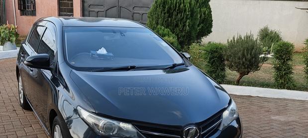 Toyota Auris 2013 Black