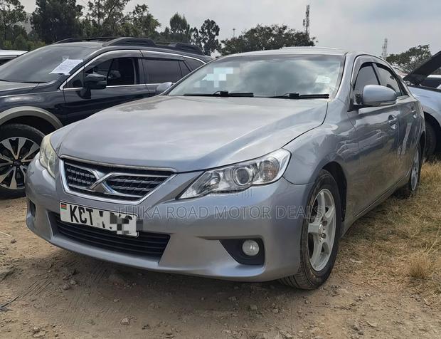 Toyota Mark X 2011 Gray