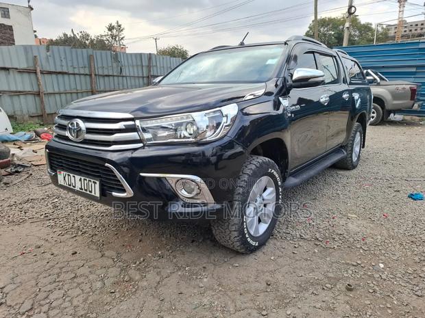 Toyota Hilux Revo Double Cab Deisel 2.8 AWD 2016 Black