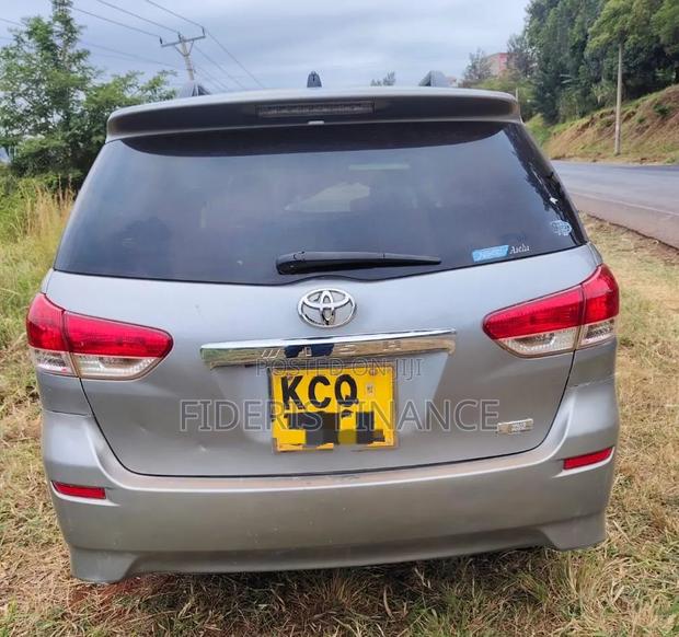 Toyota Wish 2015 Silver