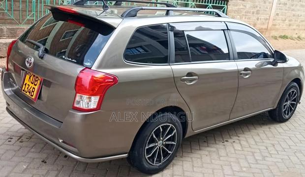 Toyota Corolla Fielder 2013 Beige
