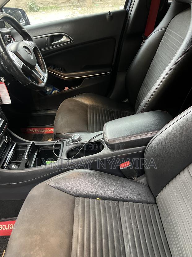 Mercedes-Benz A-Class 2018 Blue