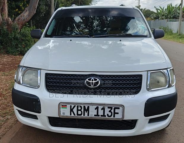 Toyota Succeed 2004 White