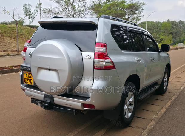 Toyota Land Cruiser Prado 3.0 TD 2013 Silver