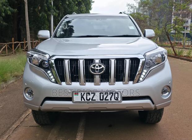 Toyota Land Cruiser Prado 3.0 TD 2013 Silver