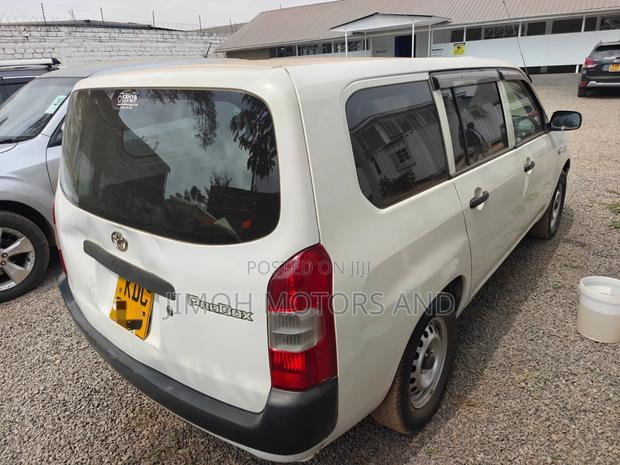 Toyota Probox 2014 White