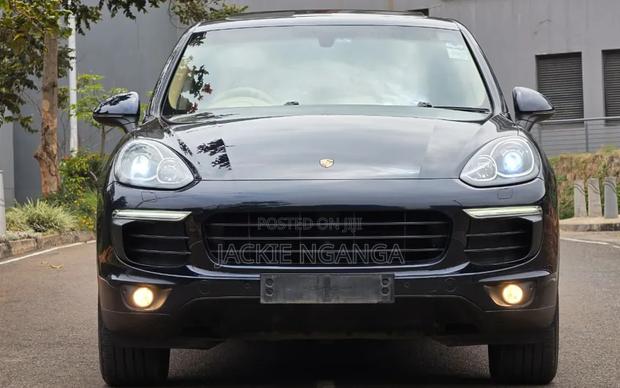 Porsche Cayenne 2015 Black