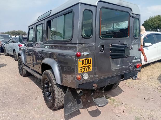 Land Rover Discovery 2013 Gray