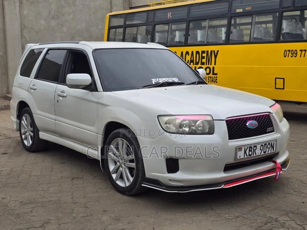 Subaru Forester 2006 White