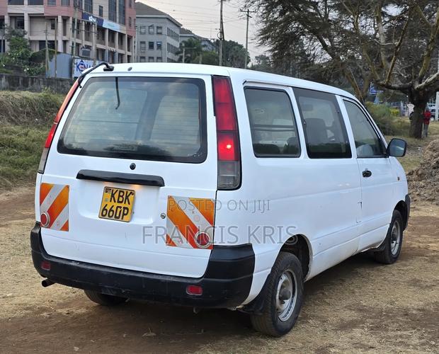 Toyota TownAce 2005 Off white