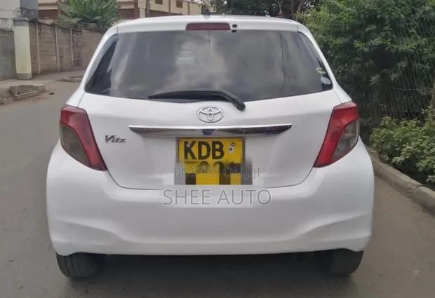 Toyota Vitz 2013 White