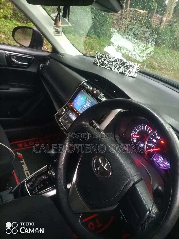 Toyota Corolla Fielder 2017 Black
