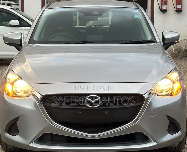 Mazda Demio 2019 Silver