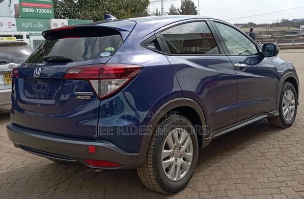 Honda Vezel 2018 Blue
