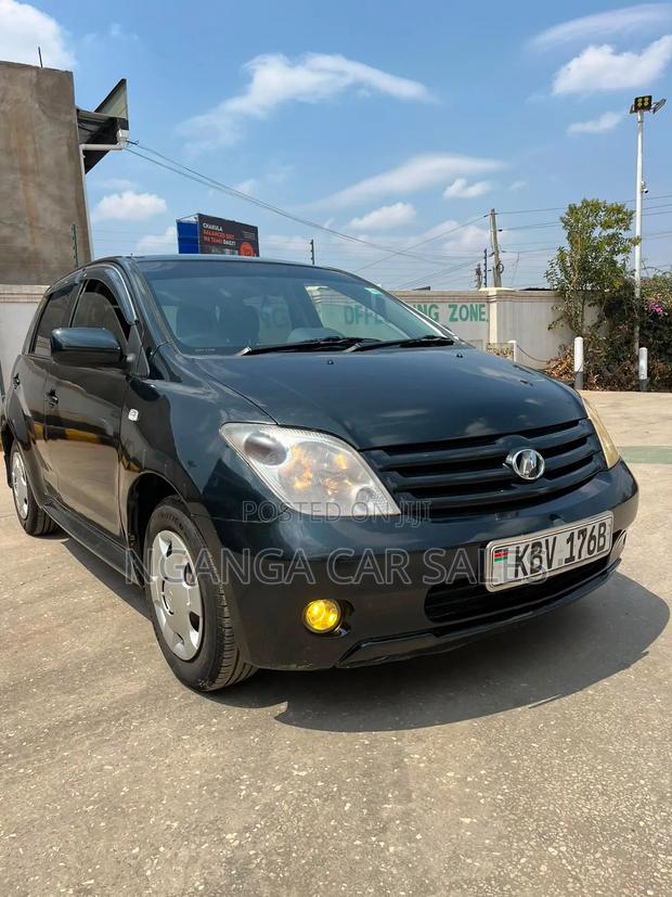 Toyota IST 2006 Black