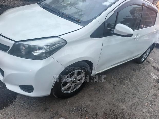 Toyota Vitz 2013 White