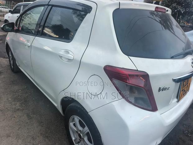 Toyota Vitz 2013 White