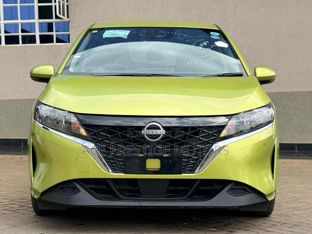 Nissan Note 1.2 Hybrid 2021 Green