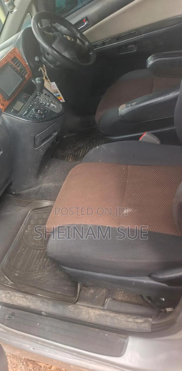 Toyota Wish 2007 Silver