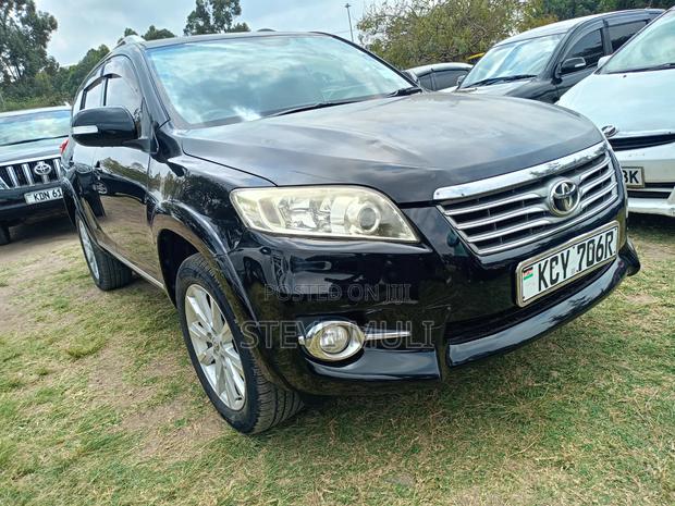Toyota Vanguard 2012 Black