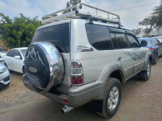 Toyota Land Cruiser Prado 1999 Silver
