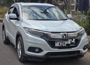 Honda Vezel 2019 White for sale