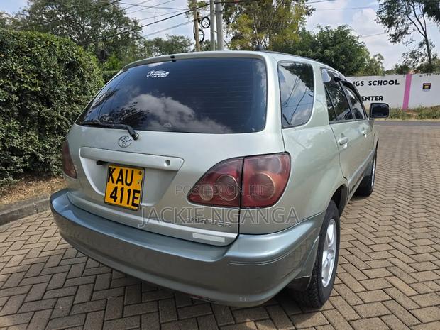 Toyota Harrier 2003 Silver