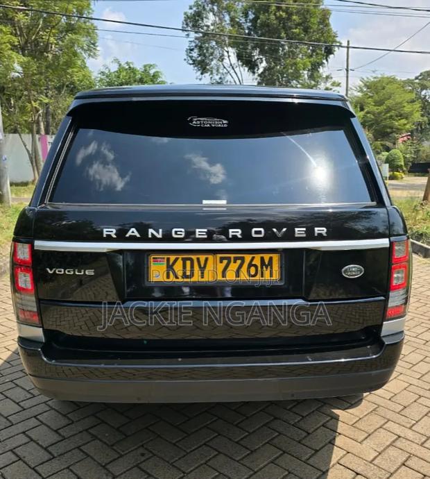 Land Rover Range Rover Vogue 2014 Black
