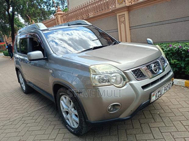 Nissan X-Trail 2012 Silver