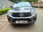 Toyota Hilux 2016 Gray for sale