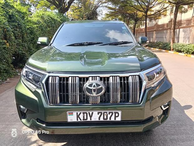 Toyota Land Cruiser Prado 2014 Green
