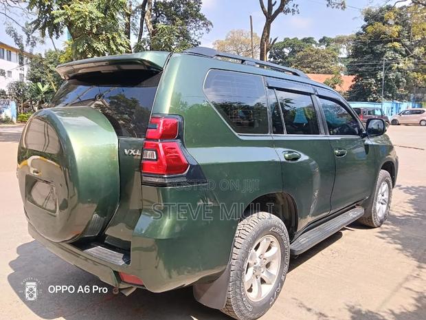 Toyota Land Cruiser Prado 2014 Green