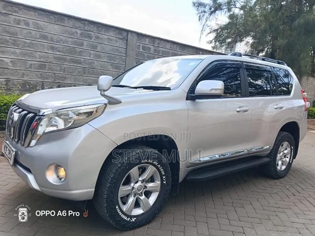Toyota Land Cruiser Prado 2015 Silver