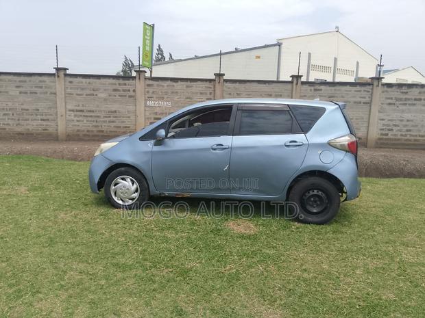 Toyota Ractis 2011 Blue