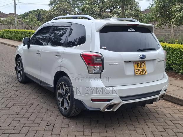 Subaru Forester 2016 Pearl