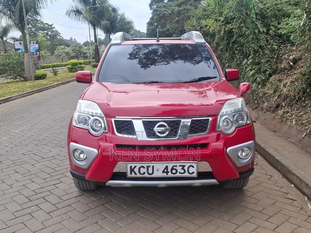 Nissan X-Trail 2012 Red