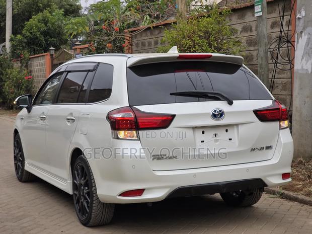 Toyota Corolla Fielder 2019 White