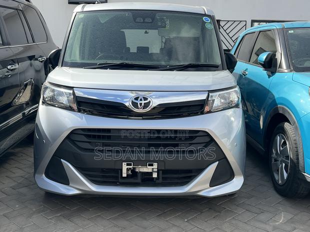 Toyota Tank 2019 Silver