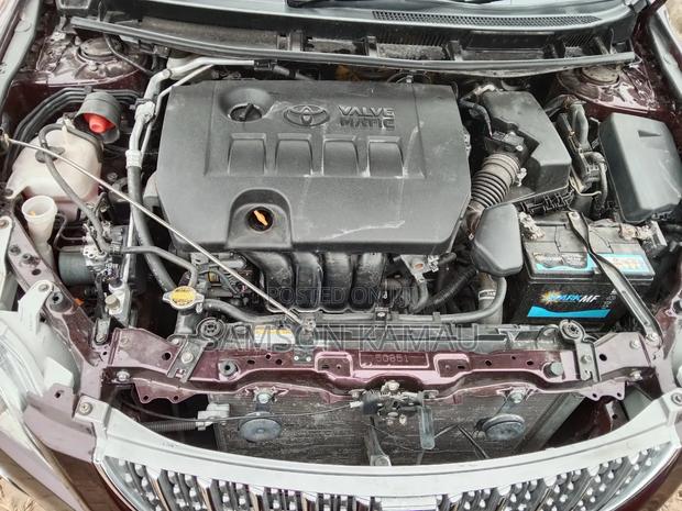 Toyota Premio 2014 Maroon