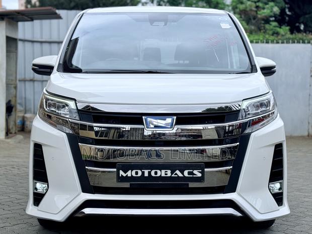 Toyota Noah 2.0 FWD (7 Seater) 2019 Pearl